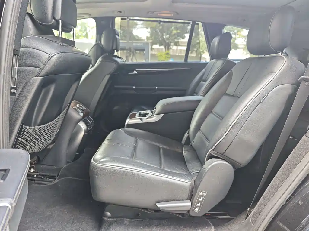 Mercedes-Benz R-Class — миниатюра 6