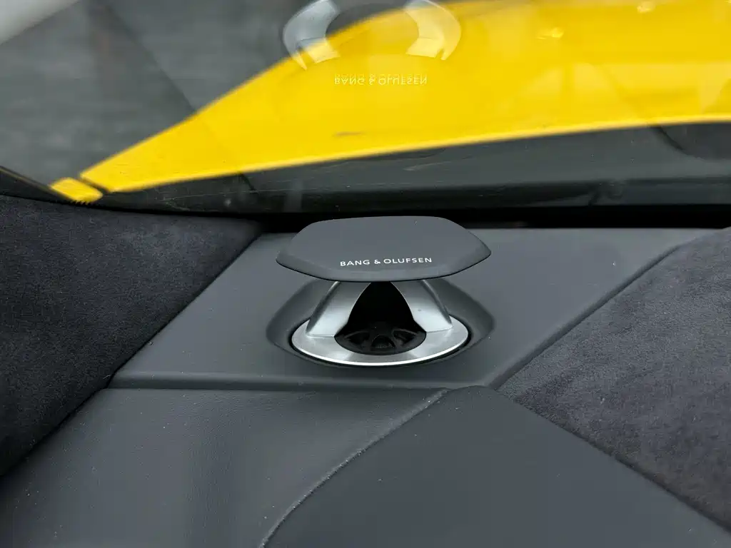 Lamborghini Urus — миниатюра 19