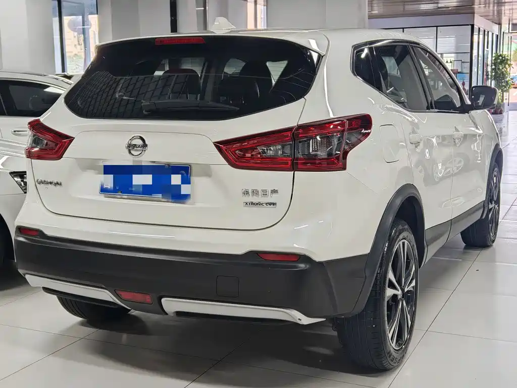 Nissan Qashqai — миниатюра 3