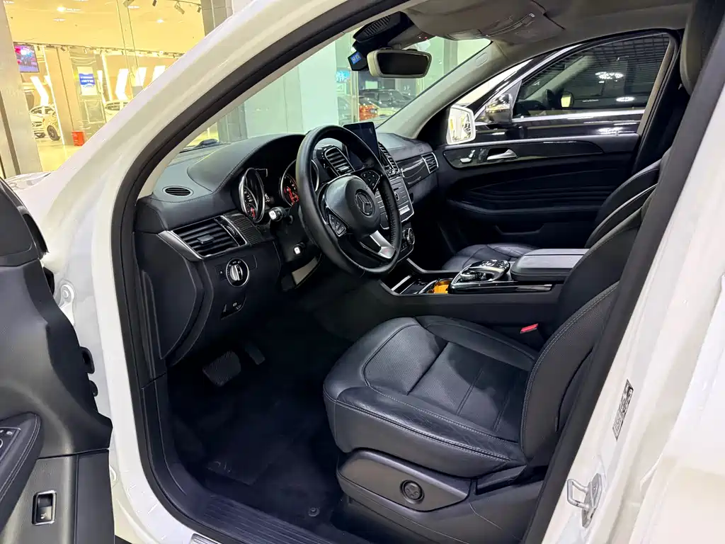 MERCEDES-BENZ GLE COUPE