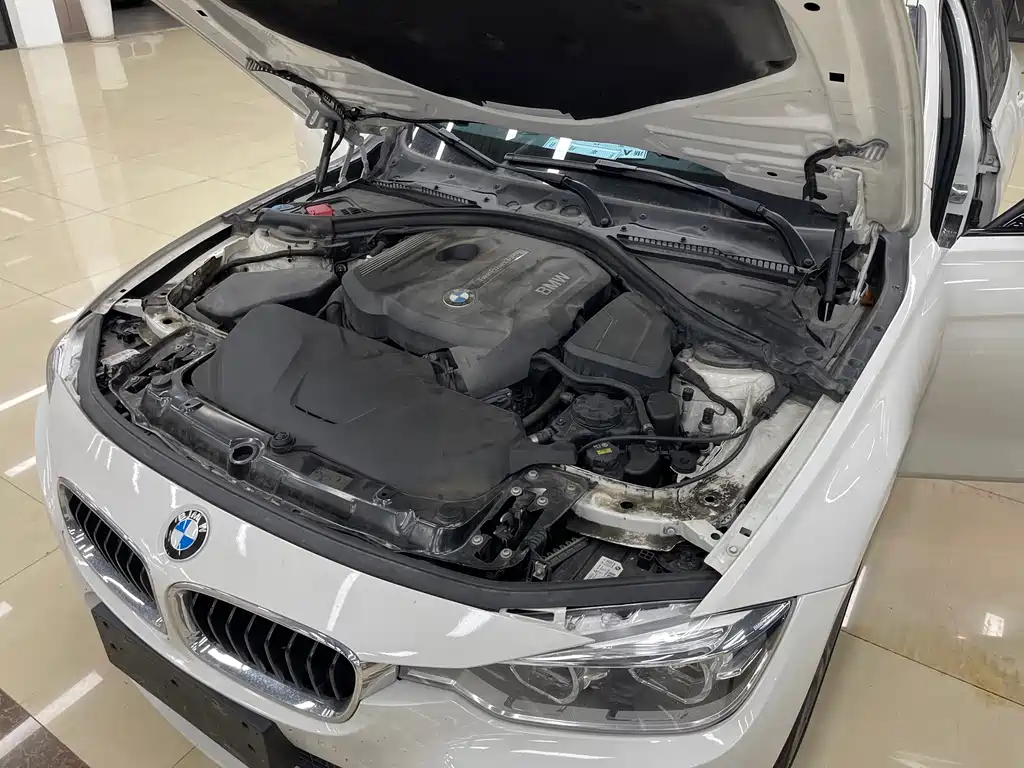 BMW 3 Series — миниатюра 7