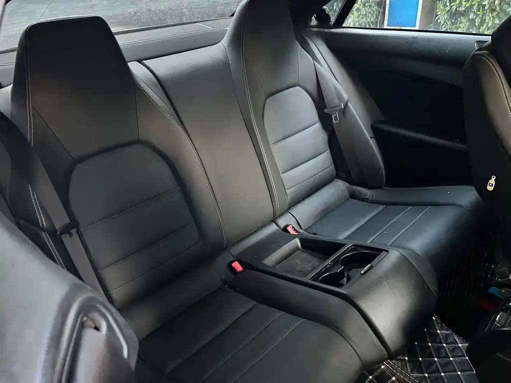 Mercedes-Benz E-Class (Import) — миниатюра 14