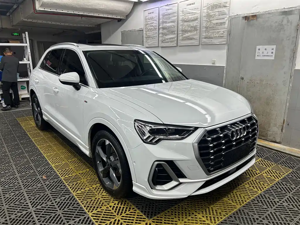 Audi Q3 2022 35 TFSI Fashion