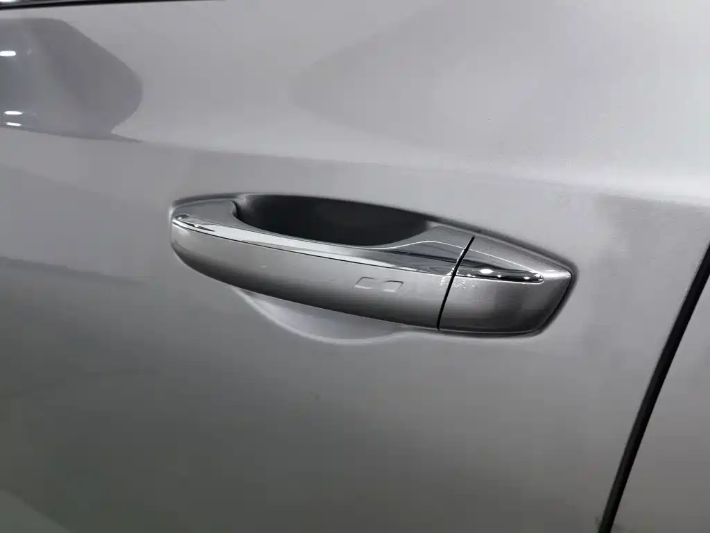 Geely Haoyue L — миниатюра 18