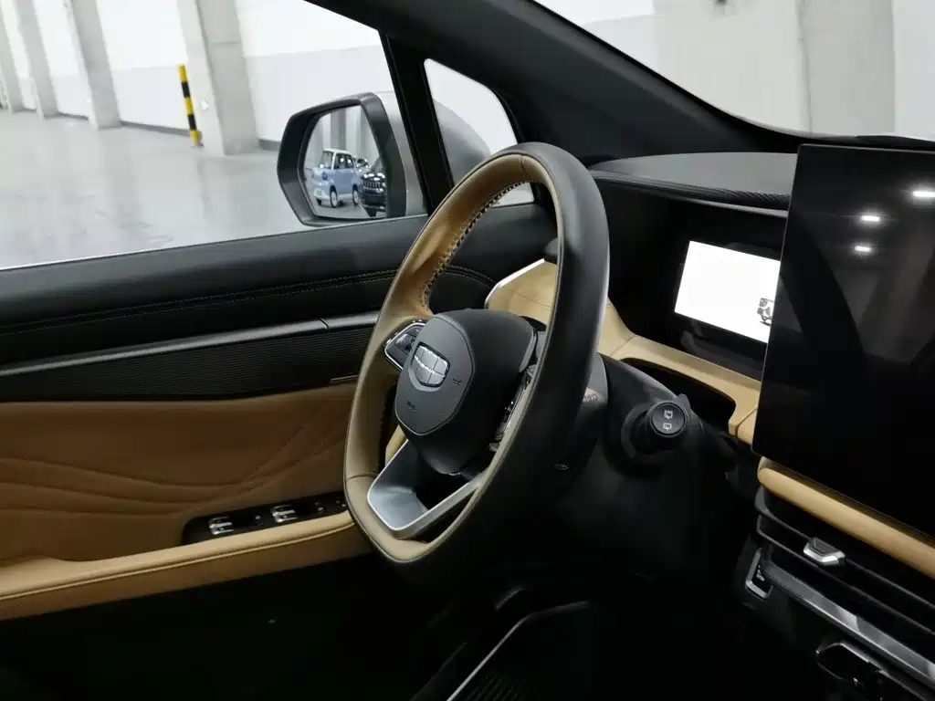 Geely Haoyue L — миниатюра 22