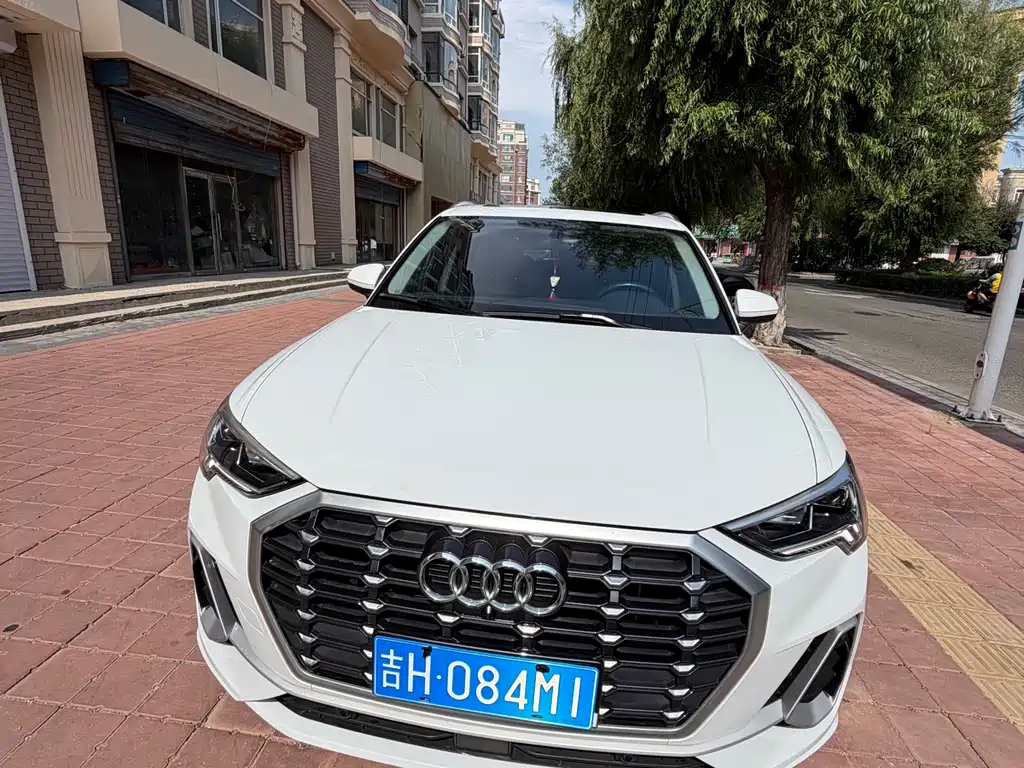 Audi Q3 — миниатюра 2