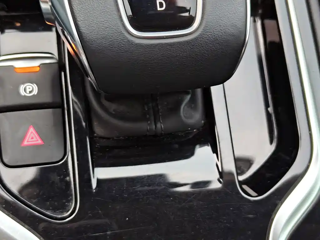 Hongqi Hongqi E-QM5 — миниатюра 14