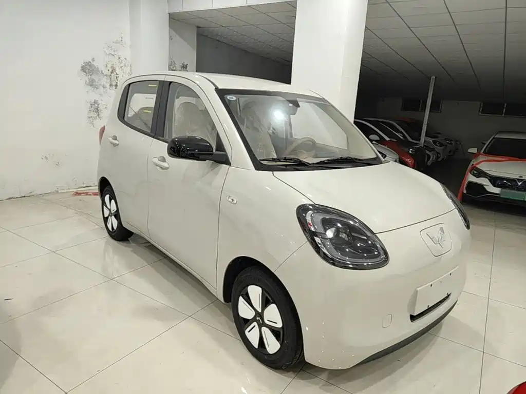 Wuling MINIEV — миниатюра 4