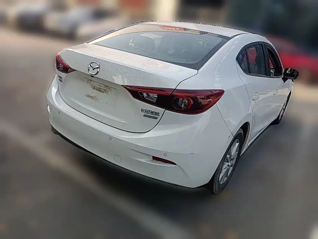 Mazda 3 Axela — миниатюра 10