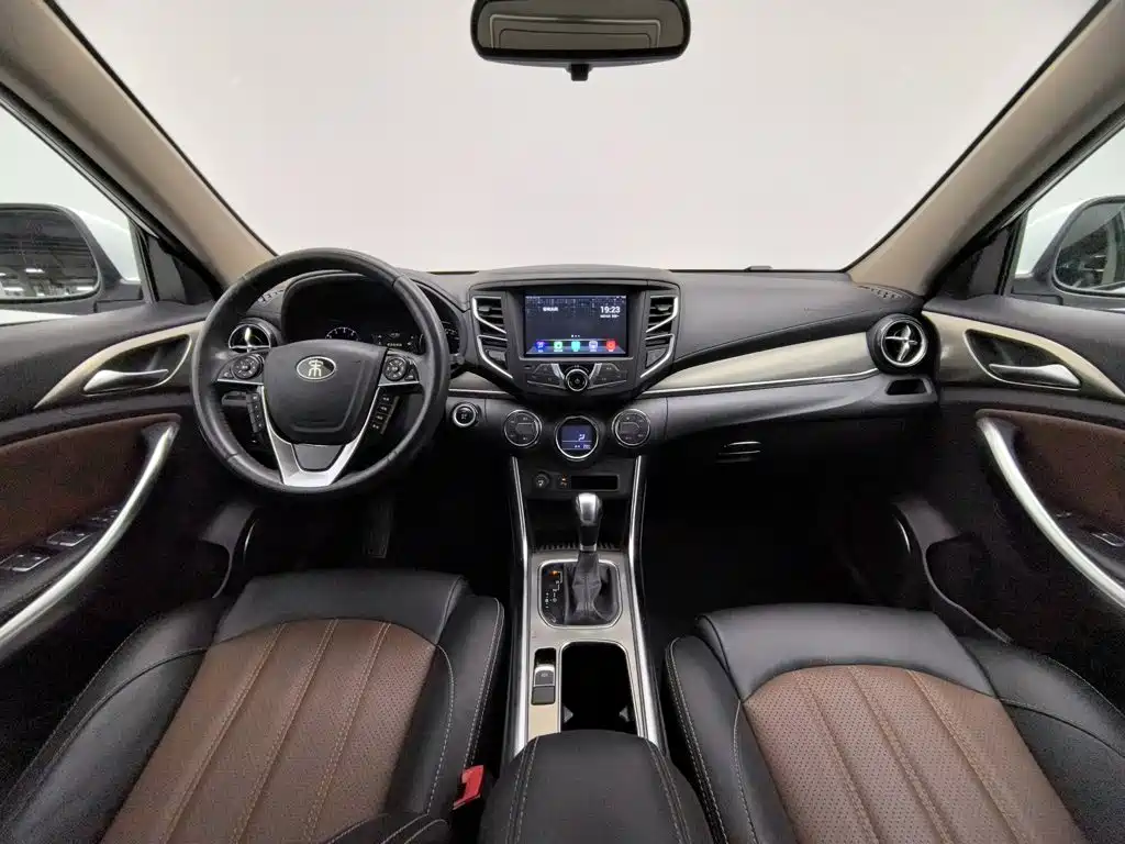 BYD Song — миниатюра 5
