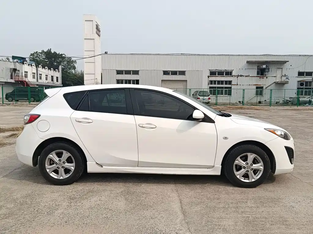 Mazda 3 Xingcheng — миниатюра 5