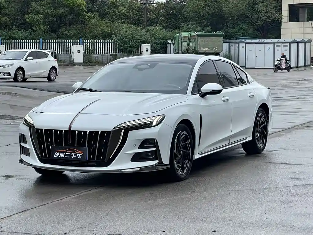 Hongqi H6 2023 2.0T