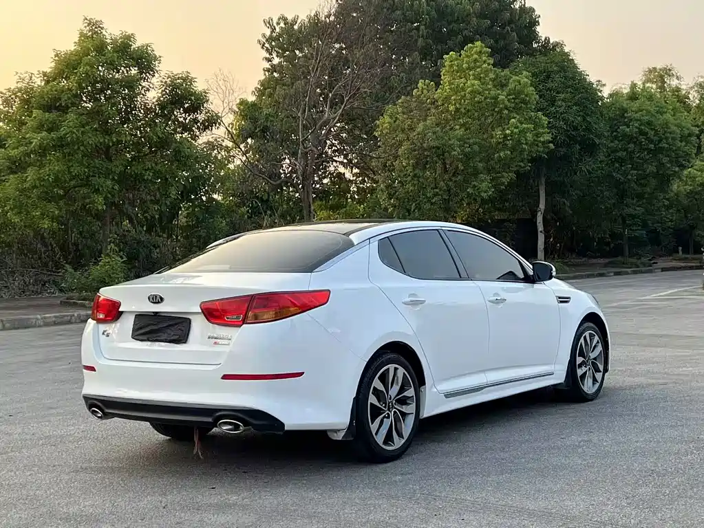 Kia K5 — миниатюра 7