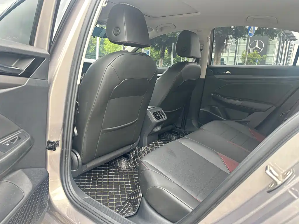 Volkswagen Bora 2021 1.5L AT Elite Smart Connect