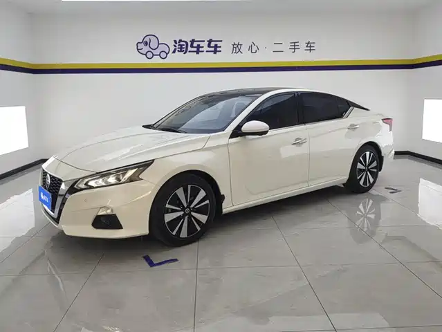 NISSAN TEANA 2021