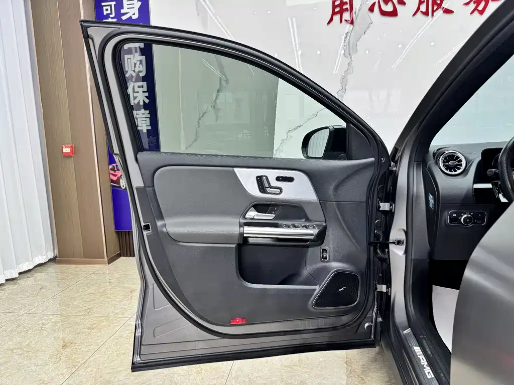 Mercedes-Benz GLA A MG 2021 AMG GLA 35 4MATIC