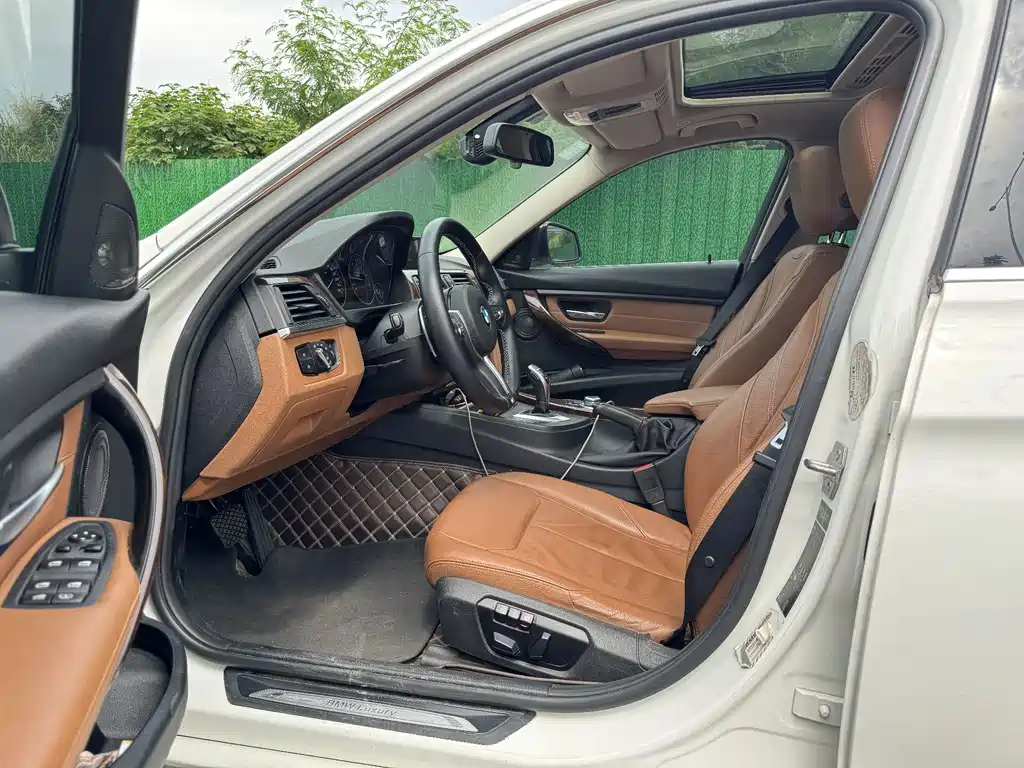 BMW 3 Series — миниатюра 4