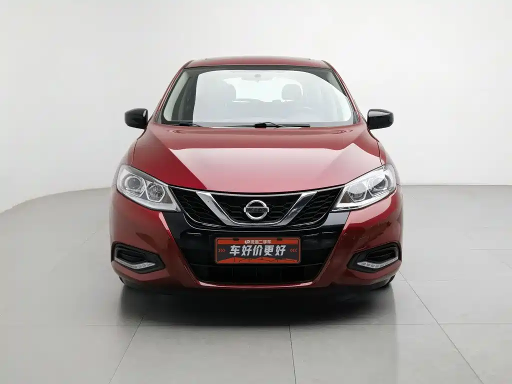 Nissan Tiida — миниатюра 3