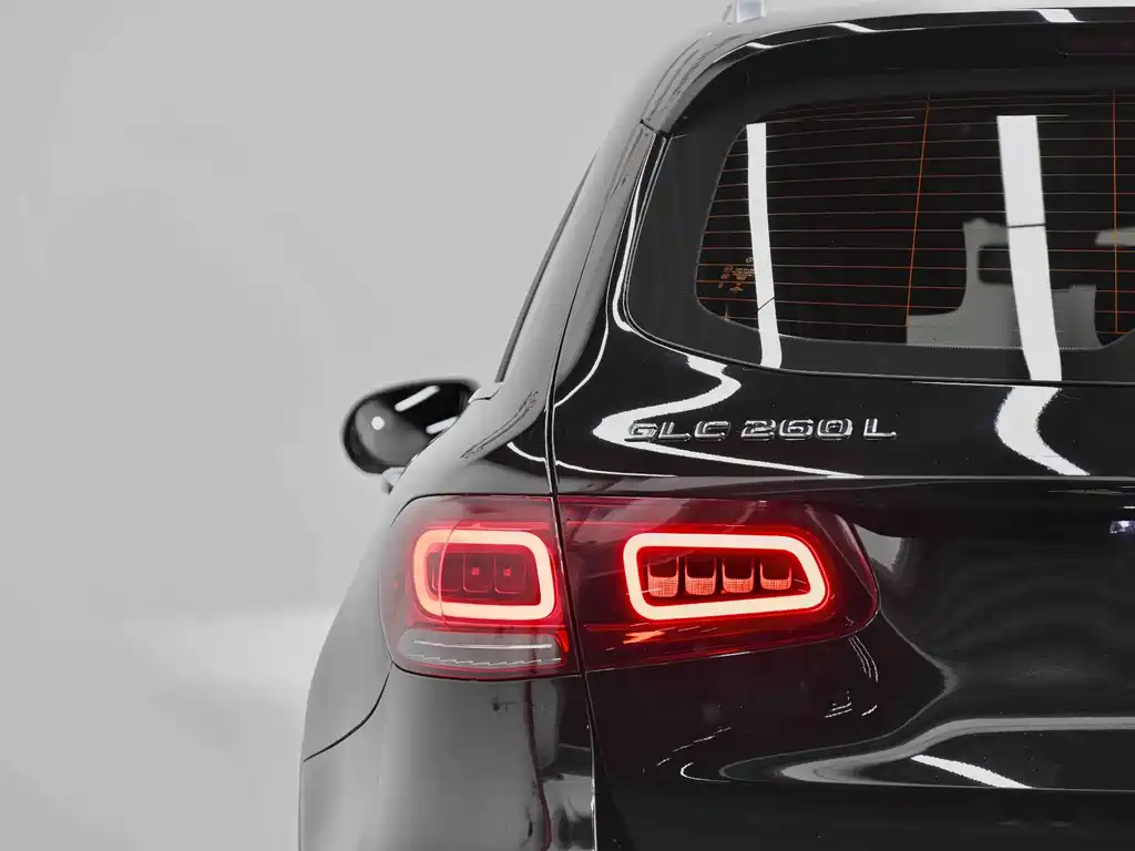 Mercedes-Benz GLC — миниатюра 34