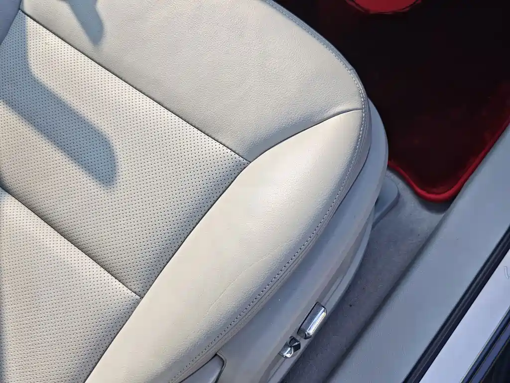 Hongqi Hongqi H7 — миниатюра 23