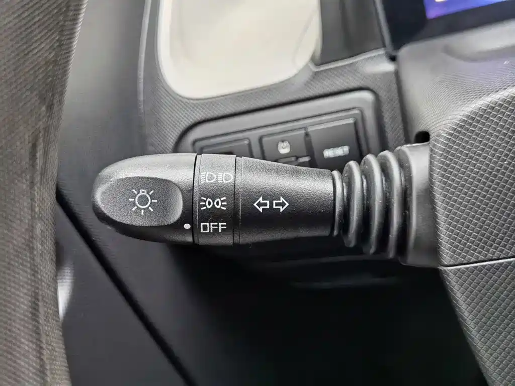 Wuling MINIEV — миниатюра 21