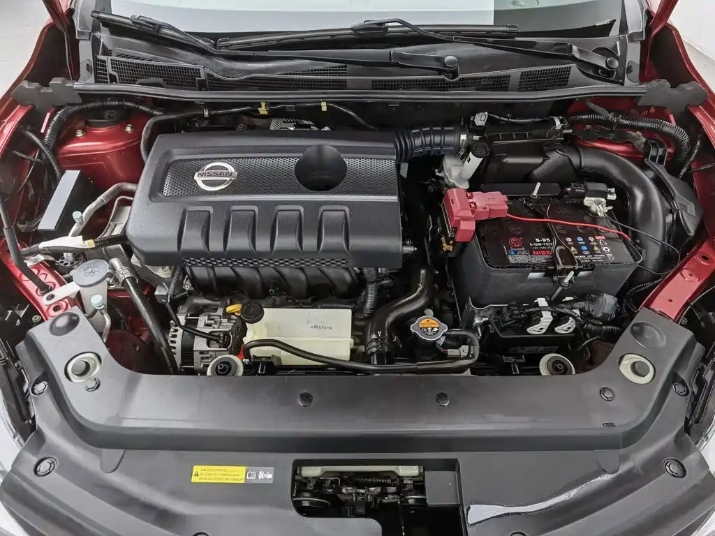 Nissan Tiida — миниатюра 6
