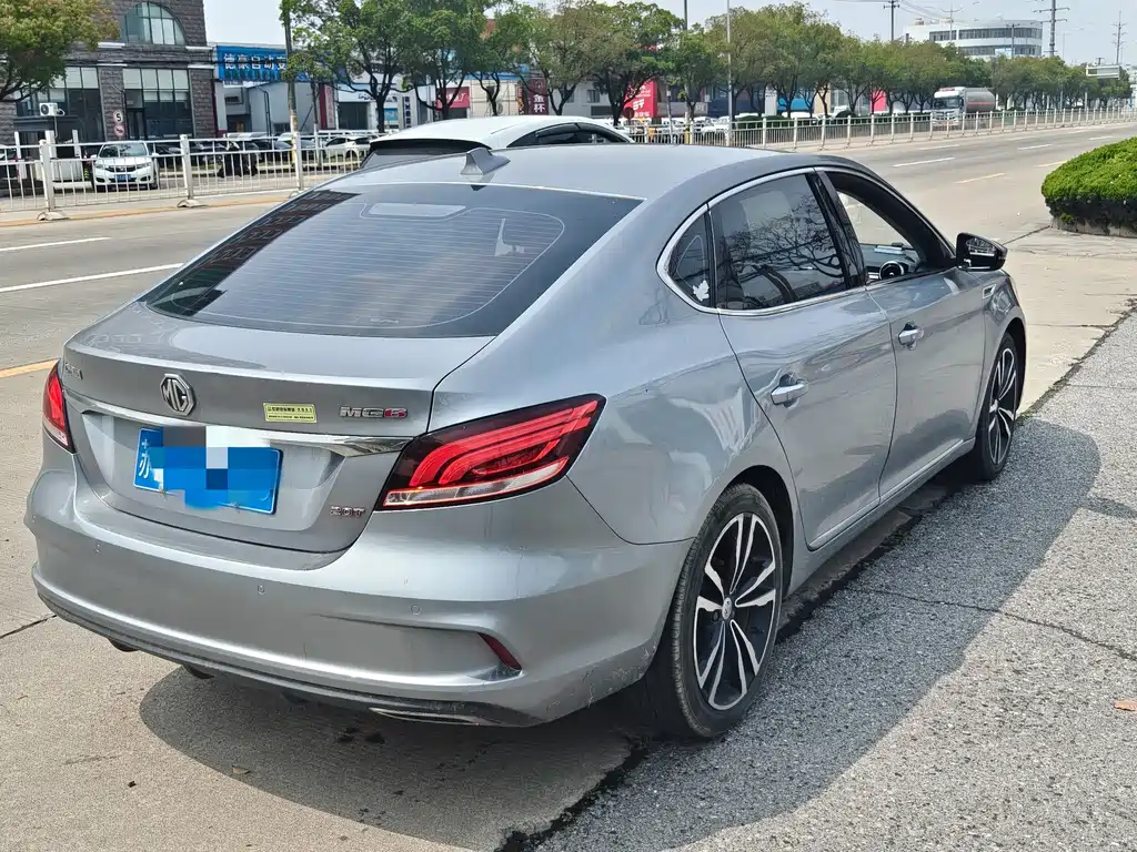 MG MG6 — миниатюра 8