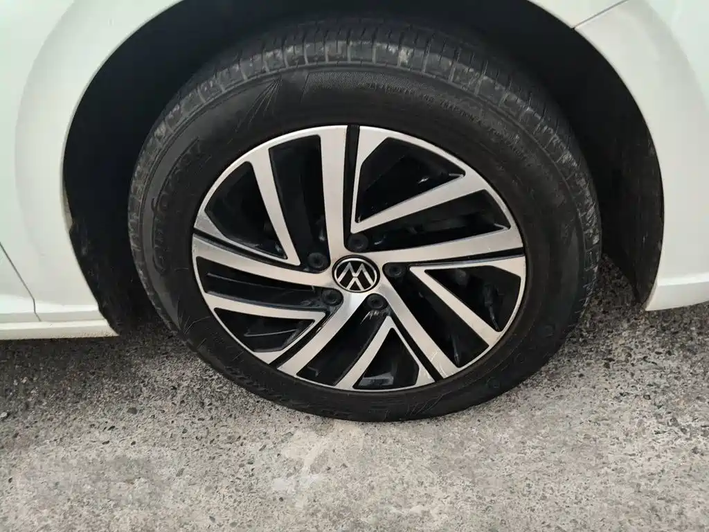 Volkswagen Lavida — миниатюра 9