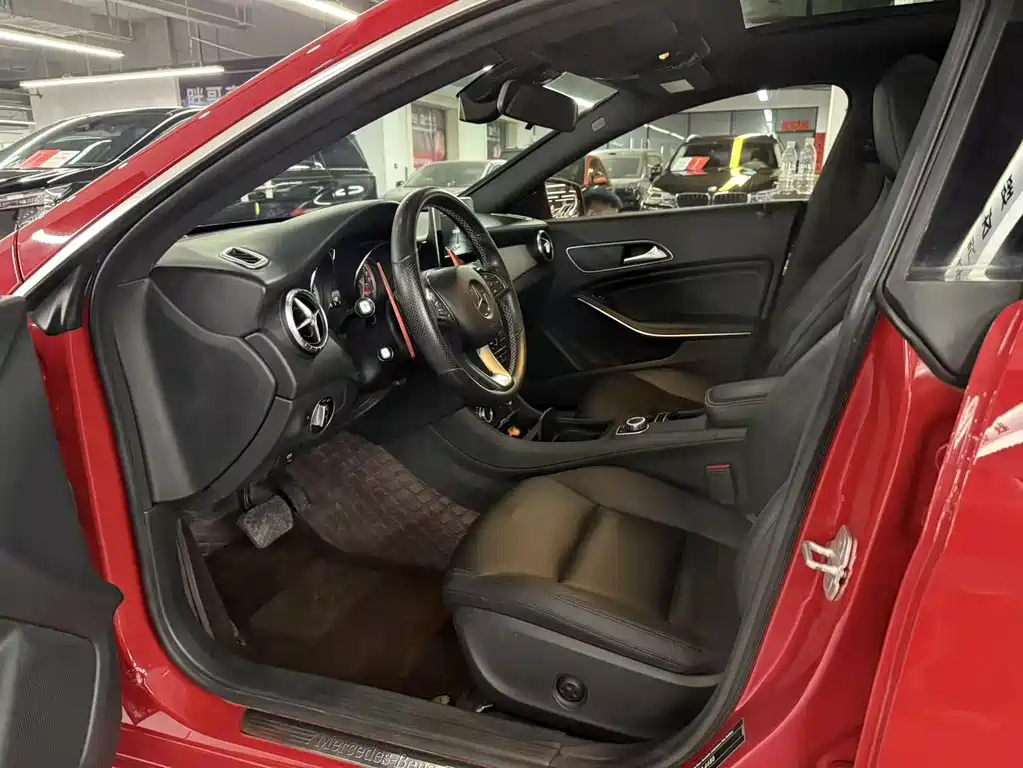 Mercedes-Benz CLA 2015 CLA 200