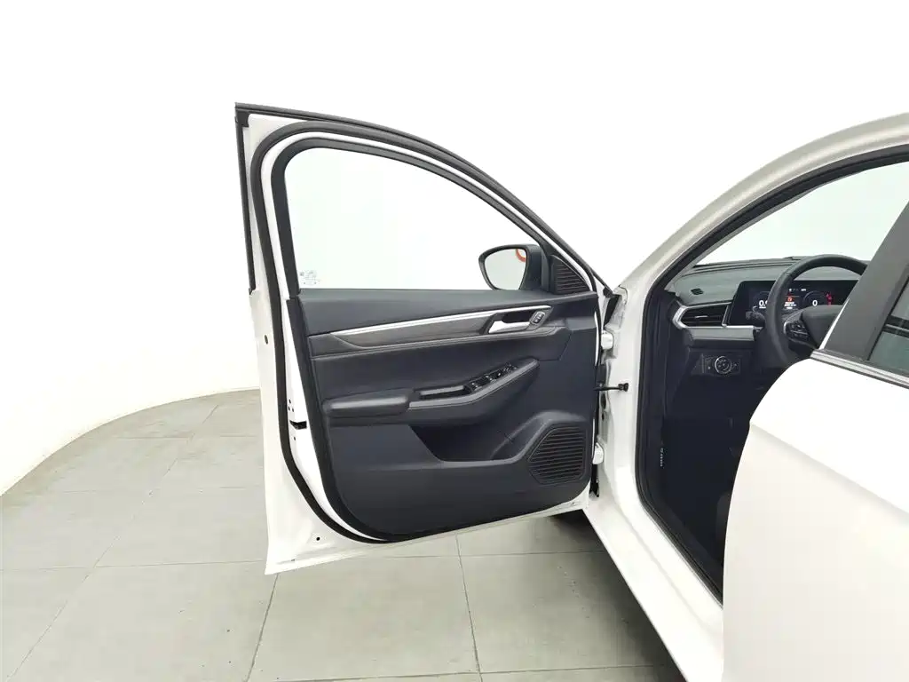 Ford Escort 2021 1.5L AT