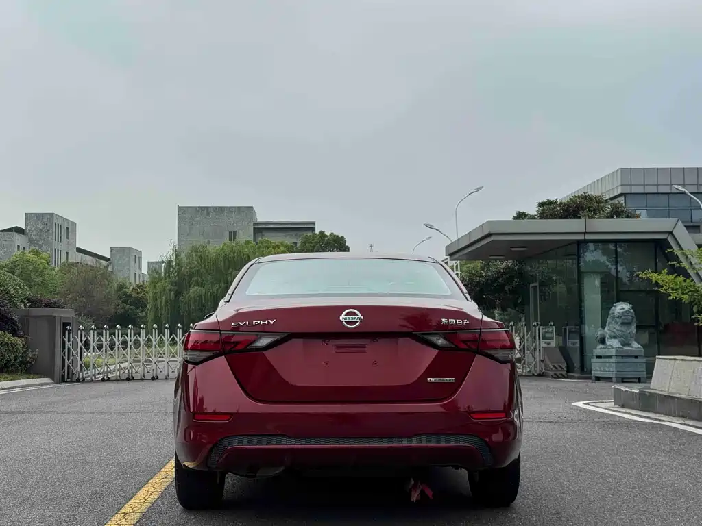 Nissan Sylphy — миниатюра 8