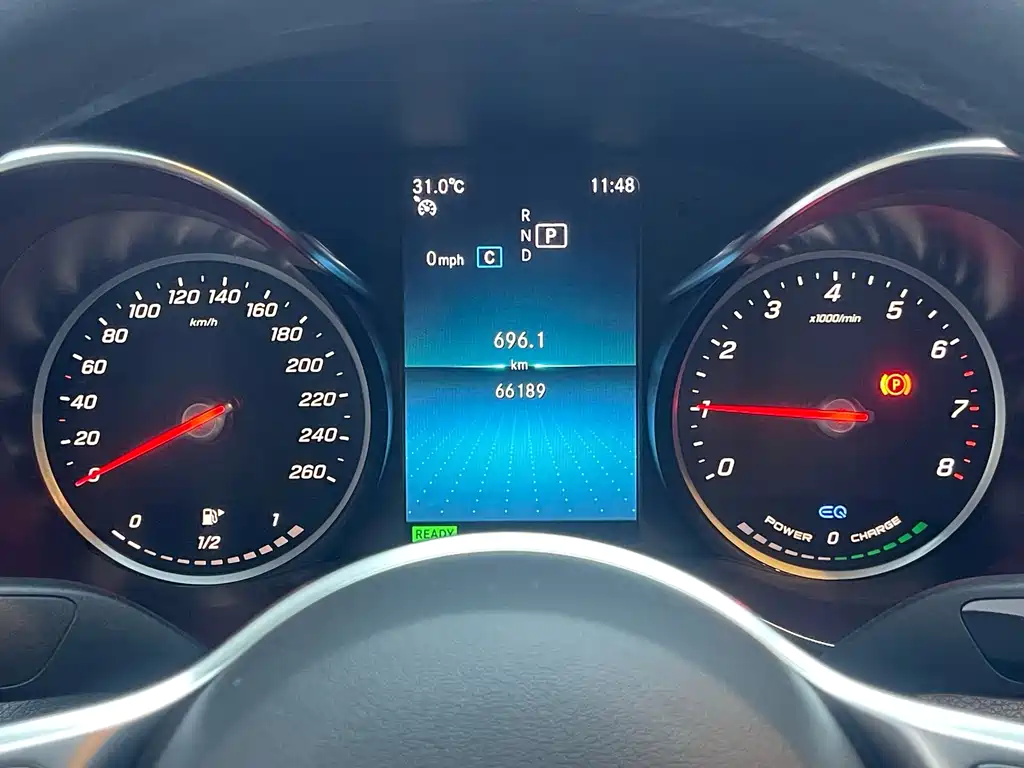Mercedes-Benz C-Class — миниатюра 13