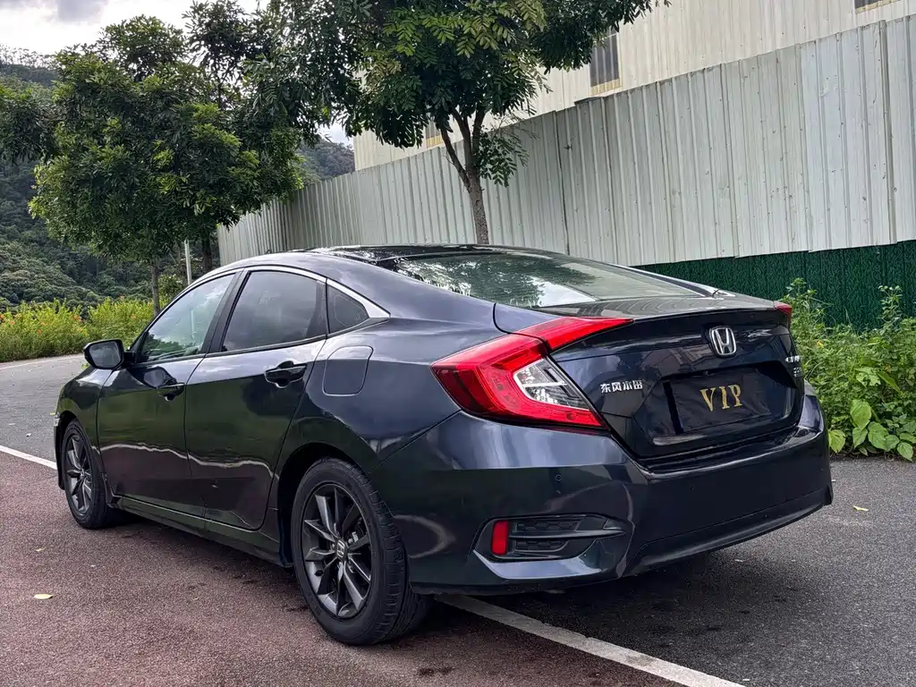 Honda Civic — миниатюра 14