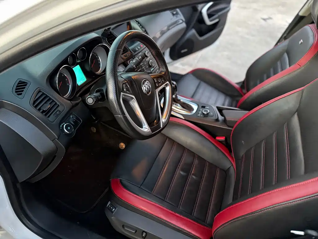 Buick Regal — миниатюра 8