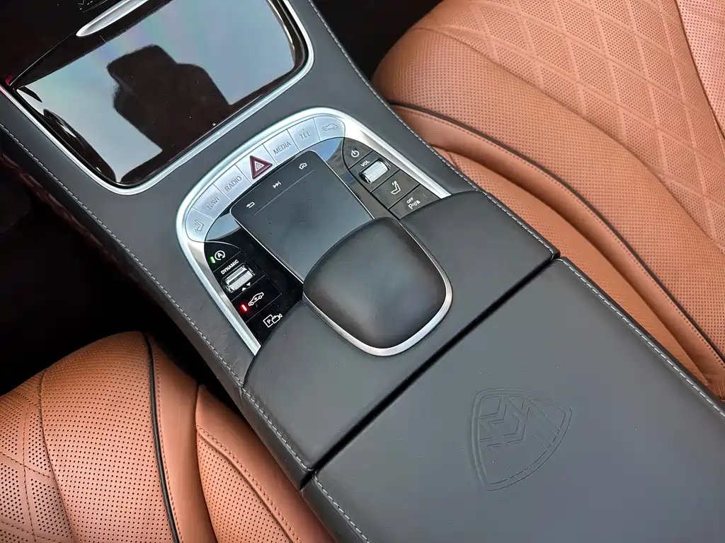 Mercedes-Benz S-Class — миниатюра 9
