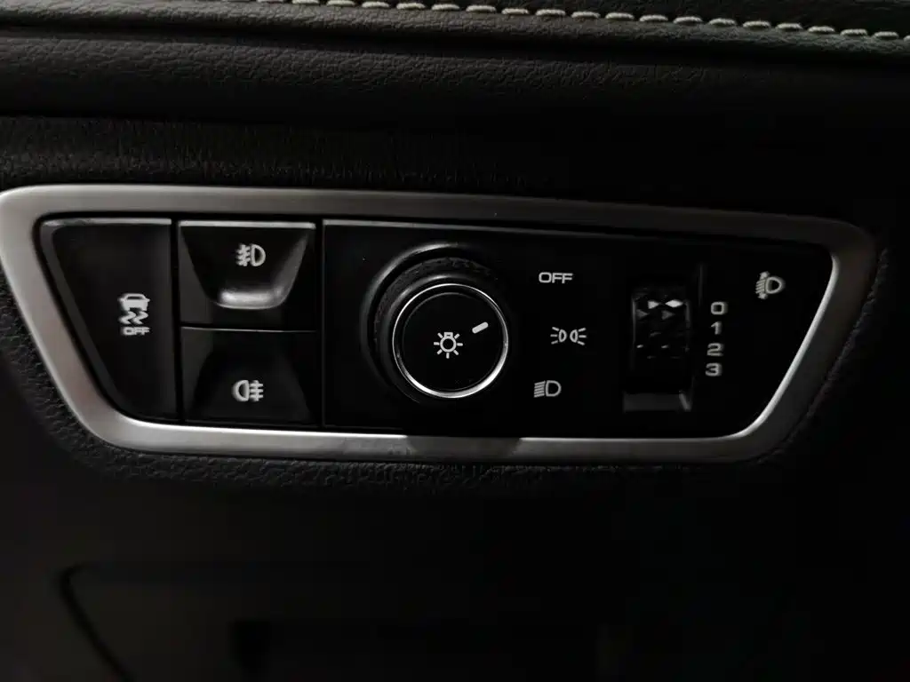Wuling Victory — миниатюра 21