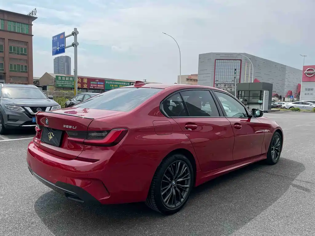BMW 3 Series — миниатюра 9