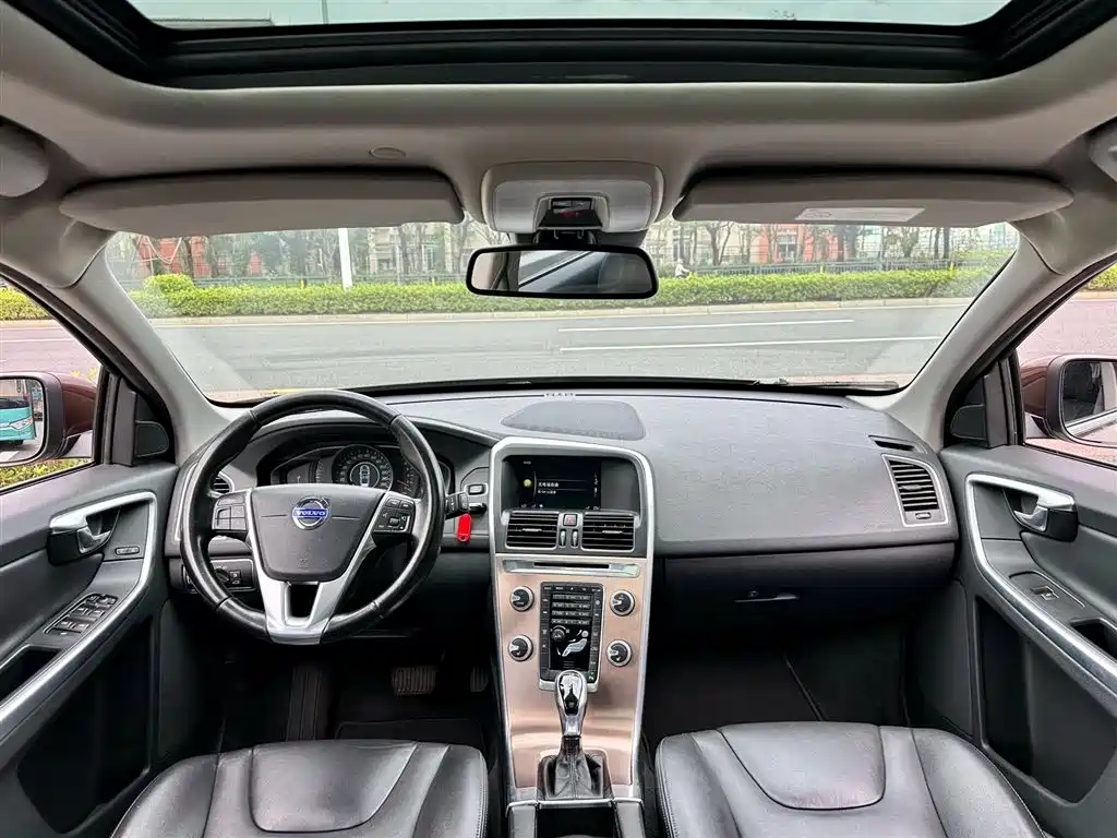 Volvo XC60 2015 T5