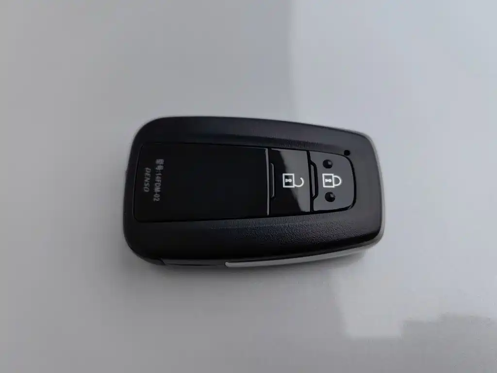 Toyota IZOA — миниатюра 19