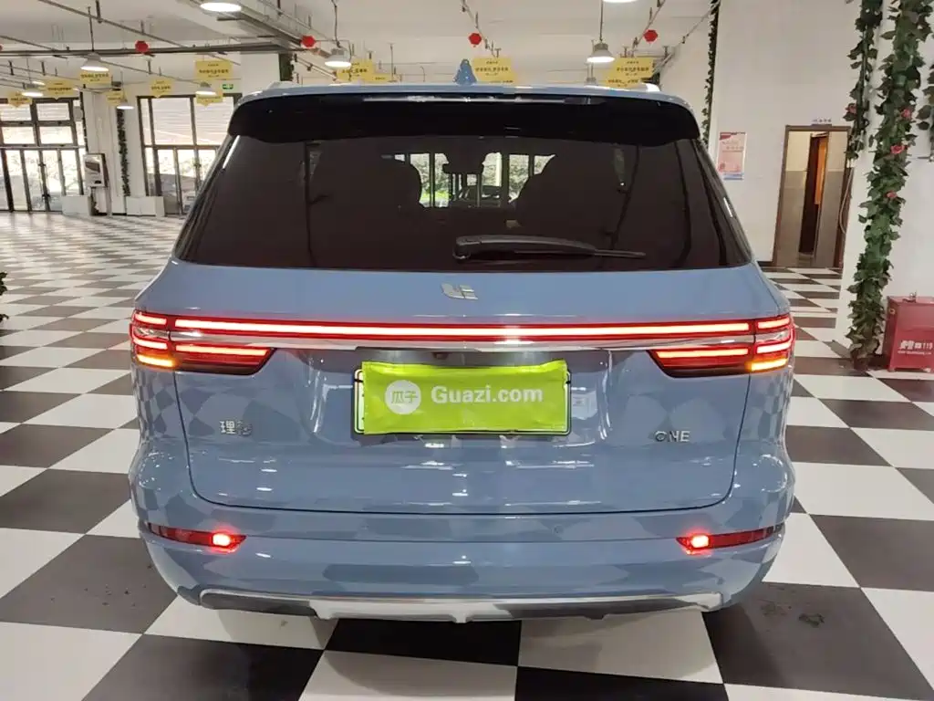 Li Auto ONE 2021 6 мест