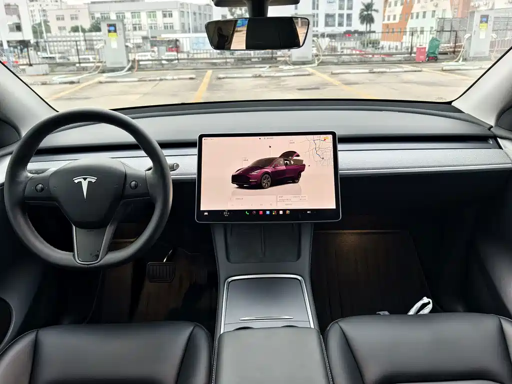 Tesla Model Y — фотографии объявления, Фото 9