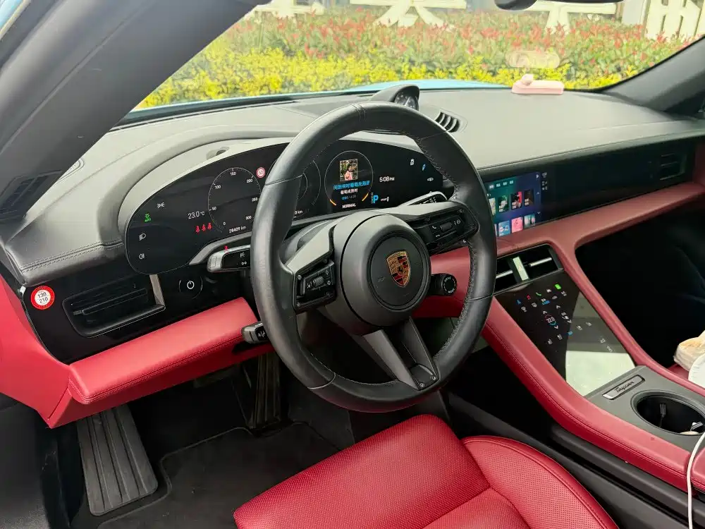 Porsche Taycan 2022 Taycan