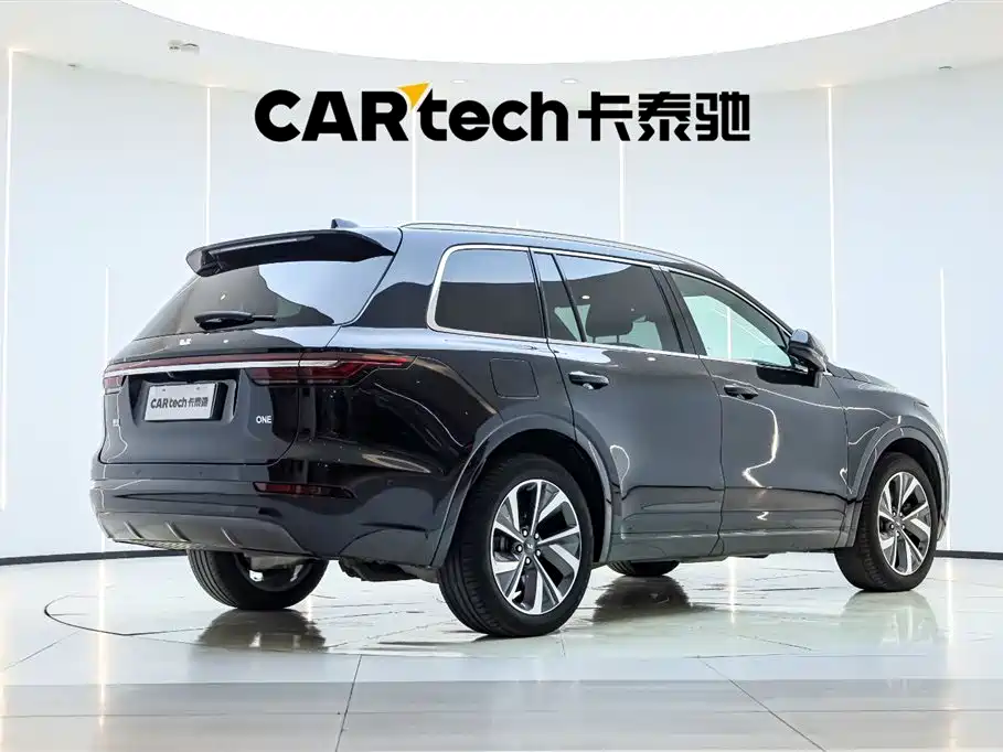 Li Auto ONE 2021 6 мест