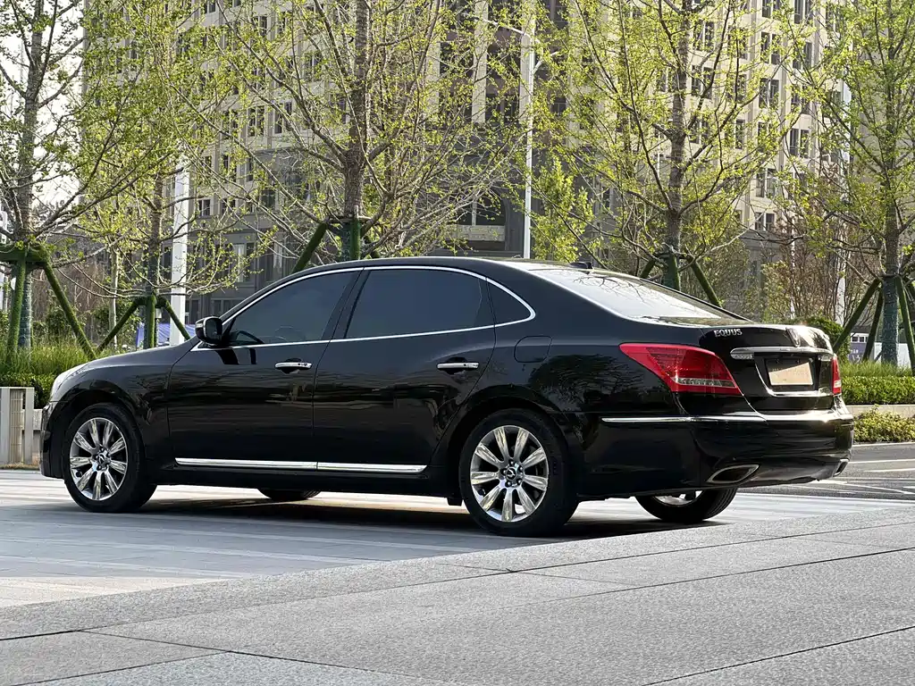 Hyundai Equus — миниатюра 5