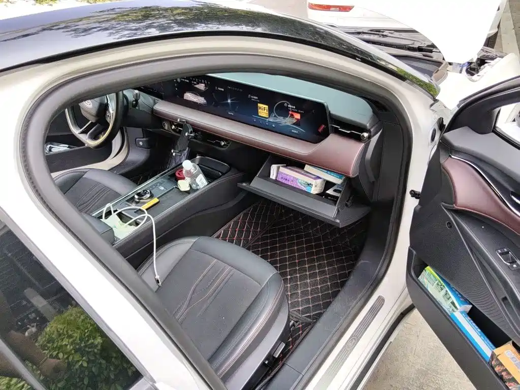 Ford Mondeo — миниатюра 18