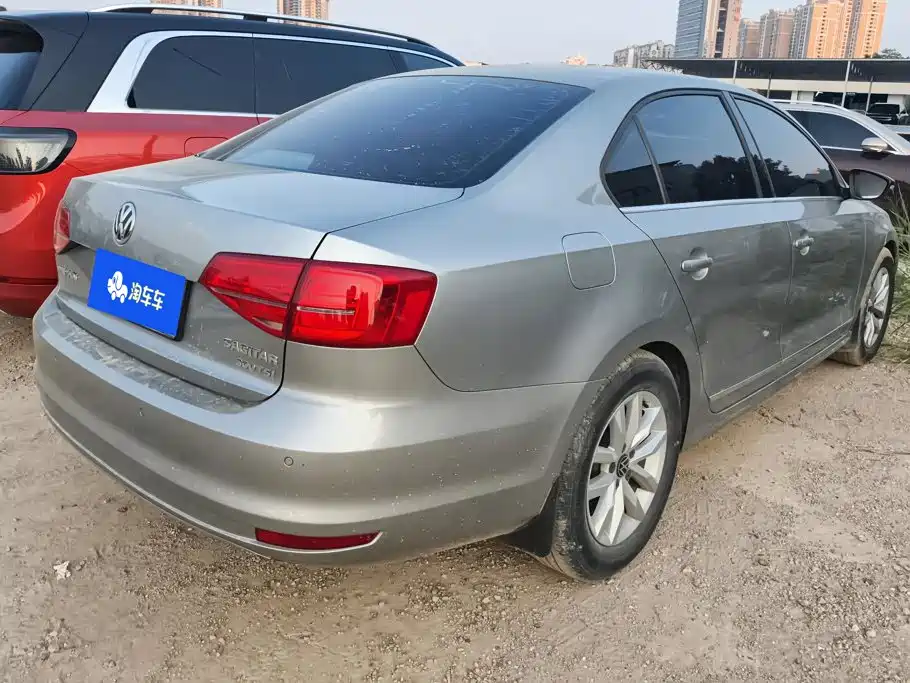 Volkswagen Sagitar — миниатюра 3