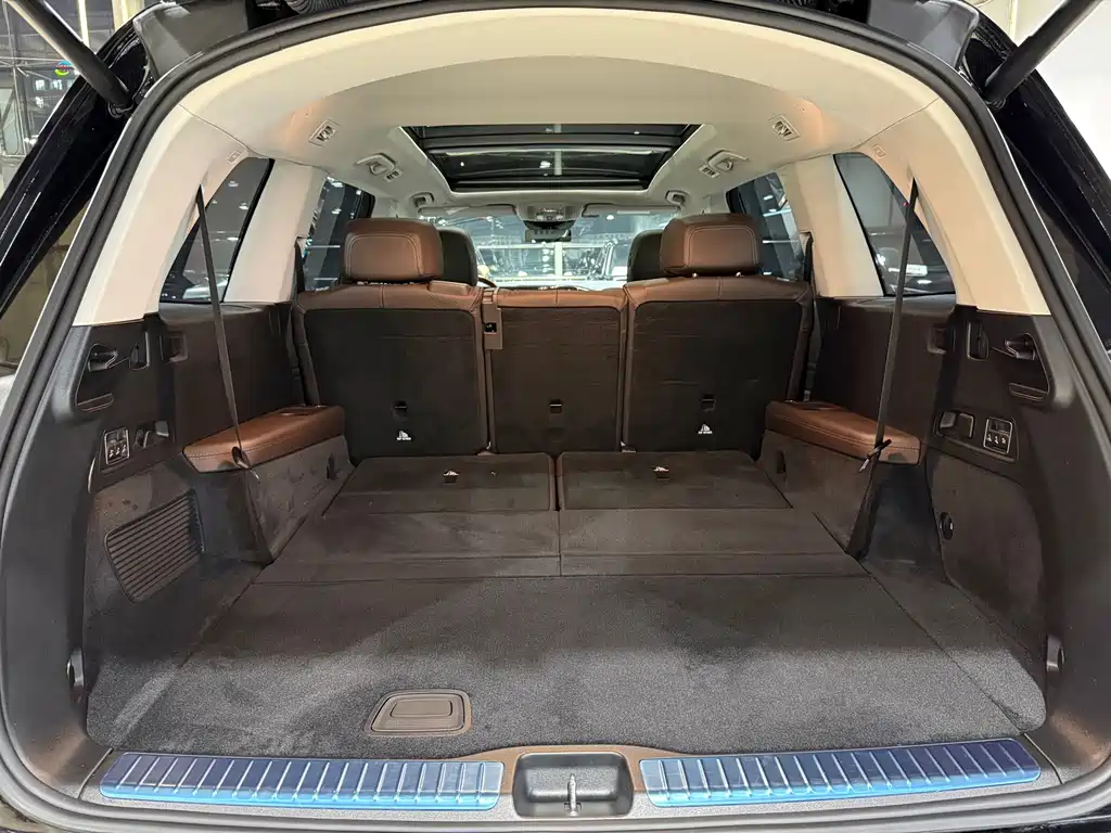Mercedes-Benz GLS — миниатюра 14