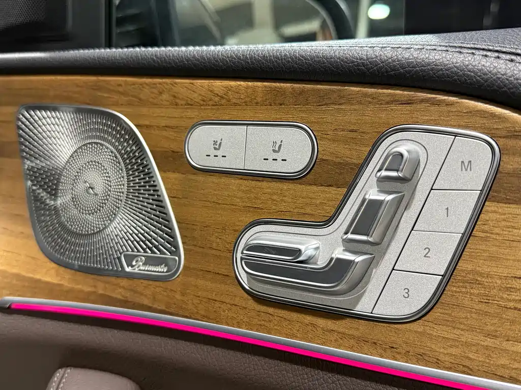 Mercedes-Benz GLS — миниатюра 20