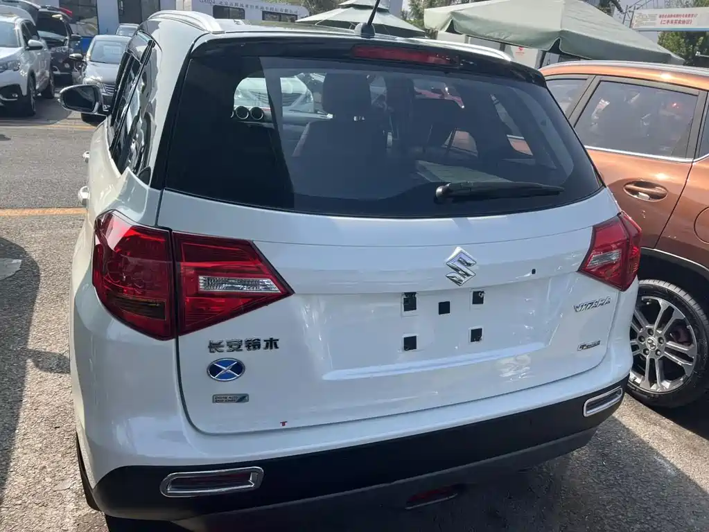 Suzuki Vitara — миниатюра 6