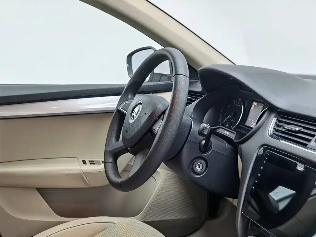 Skoda Octavia — миниатюра 22